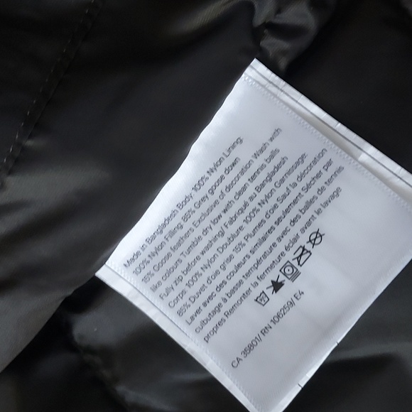 Lululemon Puffer Vest - Picture 5 of 6